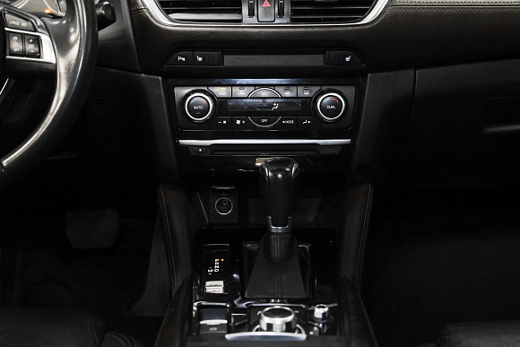 Mazda 6 Supreme, 2015 года, пробег 270000 км