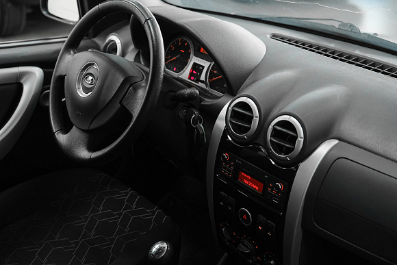 Lada (ВАЗ) Largus Luxe (5 мест), 2019 года, пробег 81000 км