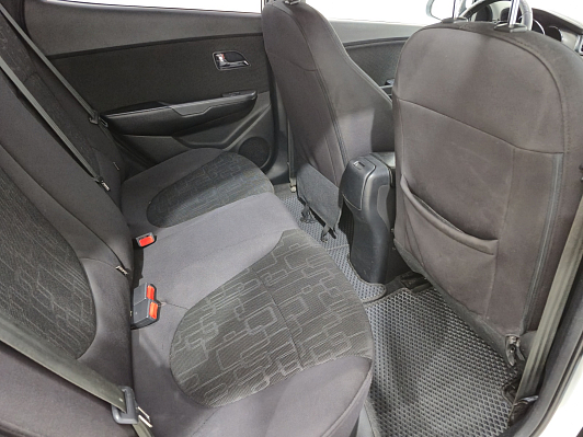 Kia Rio, 2012 года, пробег 271556 км