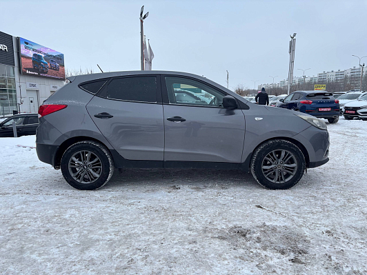 Hyundai ix35 Start, 2014 года, пробег 286800 км