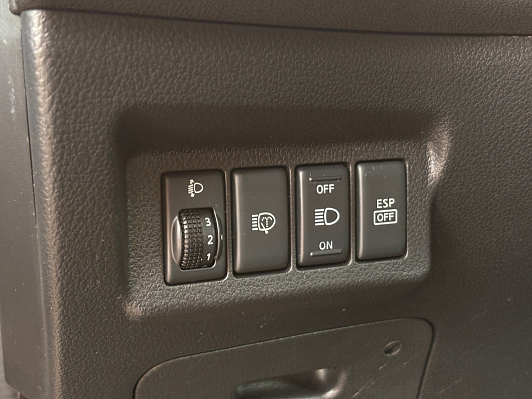 Nissan X-Trail SE, 2010 года, пробег 330000 км