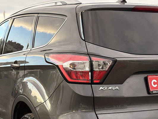 Ford Kuga Titanium, 2017 года, пробег 93500 км