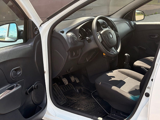 Renault Sandero Access, 2015 года, пробег 110000 км