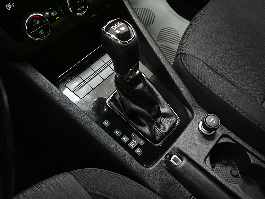 Skoda Octavia, 2017 года, пробег 265876 км