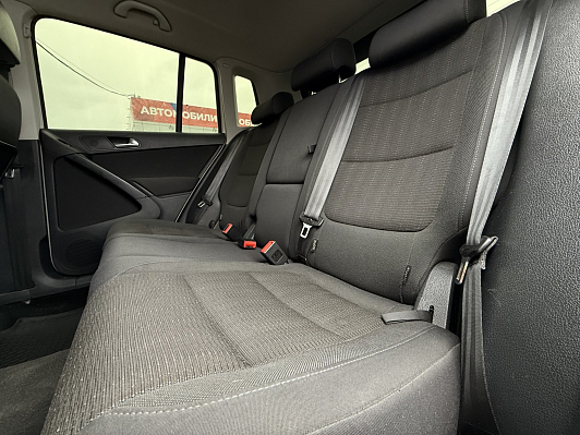 Volkswagen Tiguan Avenue, 2013 года, пробег 272000 км