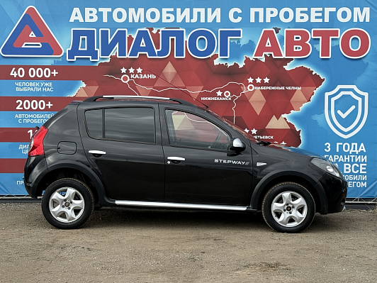 Renault Sandero, 2012 года, пробег 175500 км