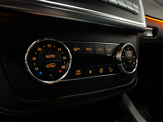 Mercedes-Benz M-Класс, 2012 года, пробег 148000 км