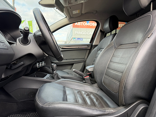 Renault Arkana Style TCe 150, 2019 года, пробег 103823 км