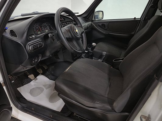 Chevrolet Niva GLC, 2011 года, пробег 126197 км