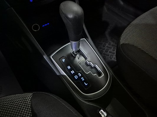 Hyundai Solaris, 2012 года, пробег 262092 км