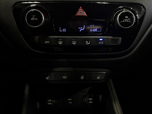 Hyundai Solaris Elegance + Prestige + Style, 2021 года, пробег 60000 км
