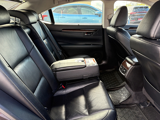 Lexus ES Premium, 2012 года, пробег 219788 км