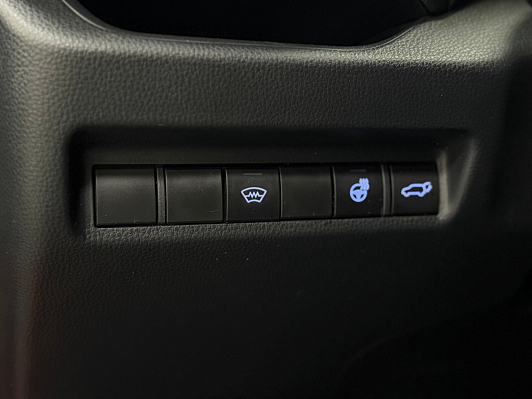 Toyota RAV4 Комфорт, 2021 года, пробег 115000 км