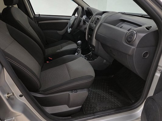 Renault Duster Life, 2017 года, пробег 105718 км