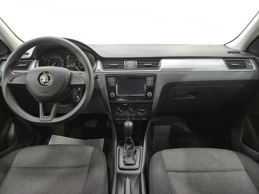 Skoda Rapid Hockey Edition Ambition, 2018 года, пробег 105178 км