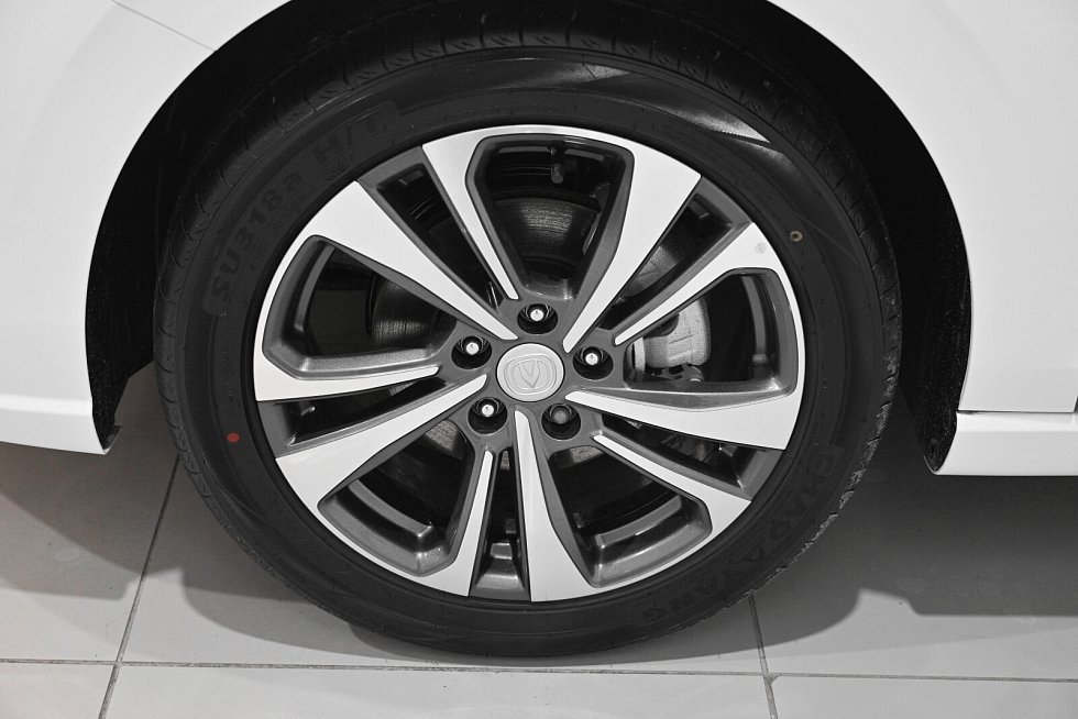 Changan Eado Plus Техно, белый