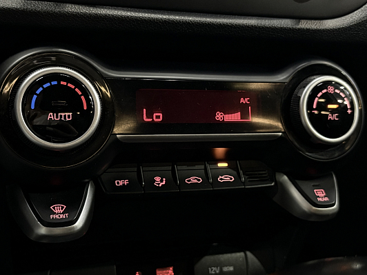 Kia Rio Premium, 2019 года, пробег 174000 км