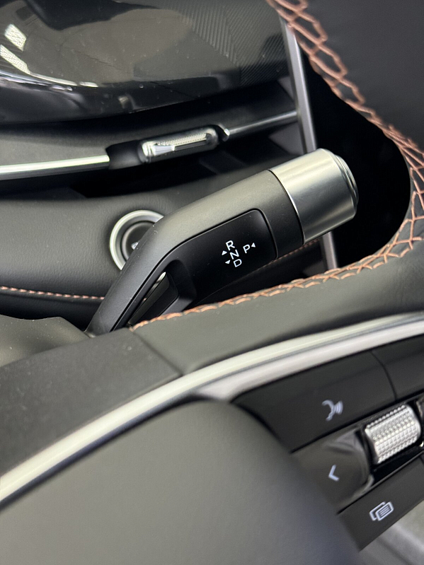 Geely Preface Флагман, серый