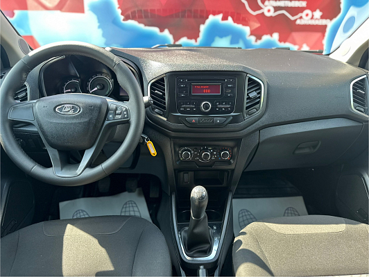 Lada (ВАЗ) XRAY Comfort, 2016 года, пробег 113500 км
