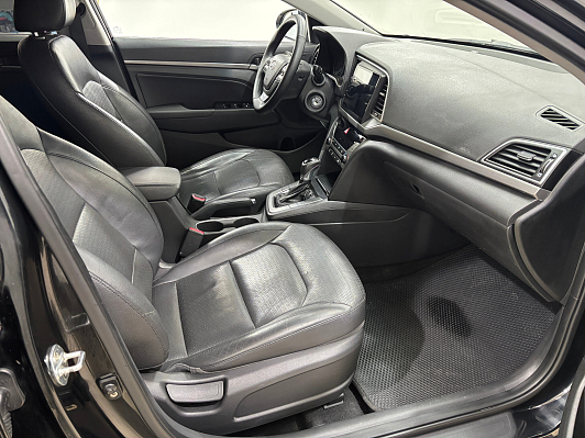 Hyundai Elantra Comfort + Style + High-Tech, 2016 года, пробег 193268 км