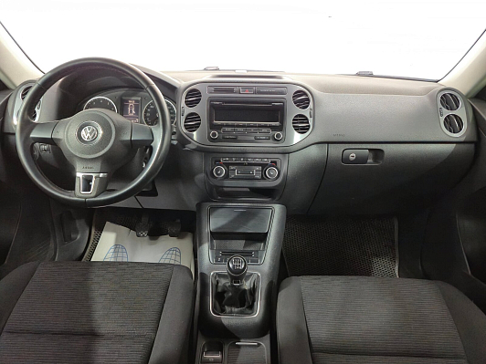 Volkswagen Tiguan Trend&Fun, 2012 года, пробег 162560 км