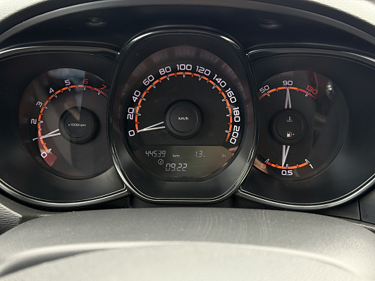 Lada (ВАЗ) Vesta Comfort Winter, 2020 года, пробег 44600 км