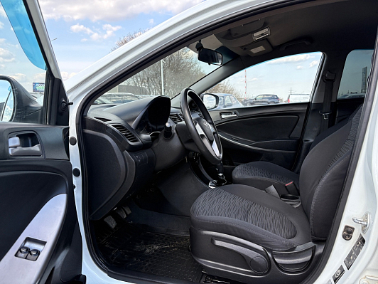 Hyundai Solaris Active, 2015 года, пробег 152708 км