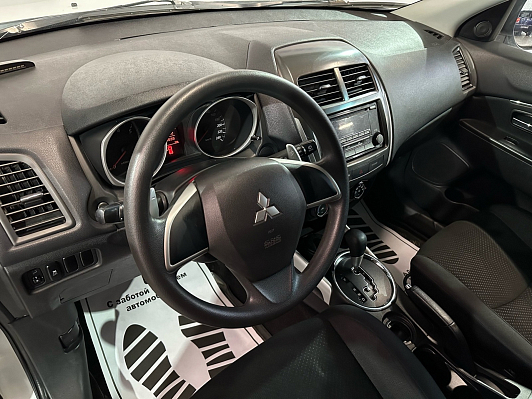 Mitsubishi ASX Intense, 2013 года, пробег 283000 км