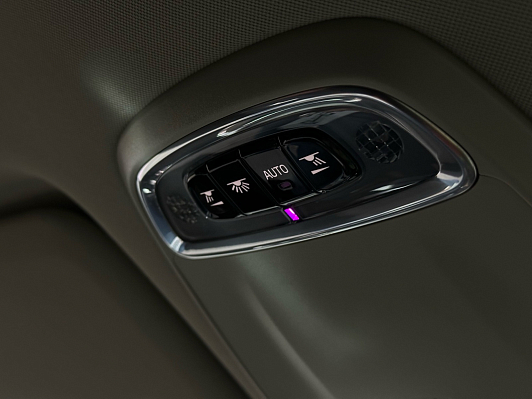 Volvo XC60 Inscription, 2018 года, пробег 52500 км