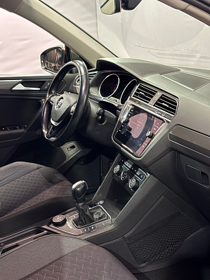 Volkswagen Tiguan Exclusive, 2018 года, пробег 151064 км