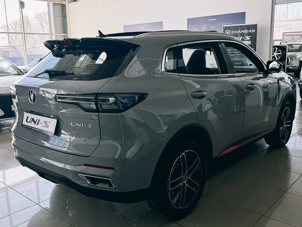 Changan UNI-S Техно, серый