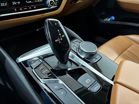BMW 6 серии, 2019 года, пробег 91756 км