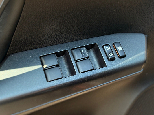 Toyota RAV4, 2017 года, пробег 191282 км