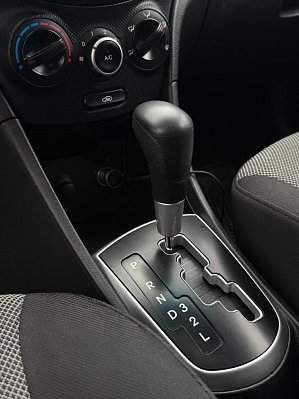 Hyundai Solaris Active, 2011 года, пробег 196955 км