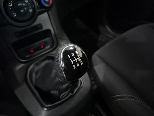 Ford Fiesta Trend, 2016 года, пробег 45528 км