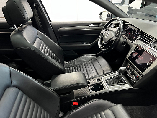 Volkswagen Passat, 2018 года, пробег 278760 км
