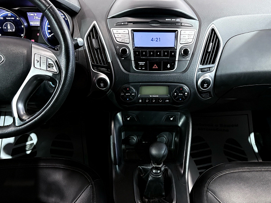 Hyundai ix35, 2011 года, пробег 242000 км