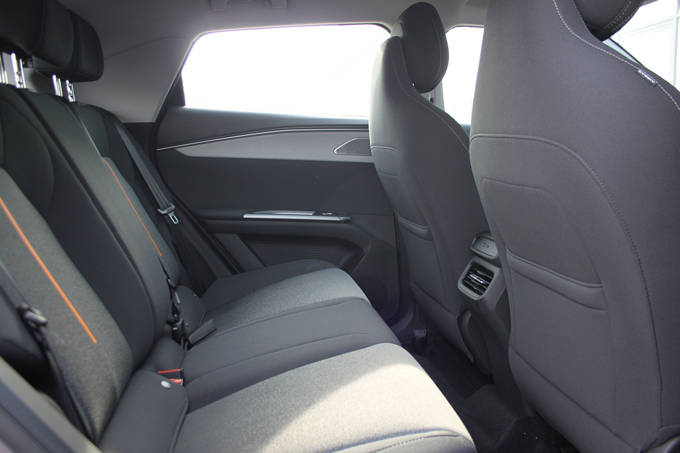 Omoda C5 , серый