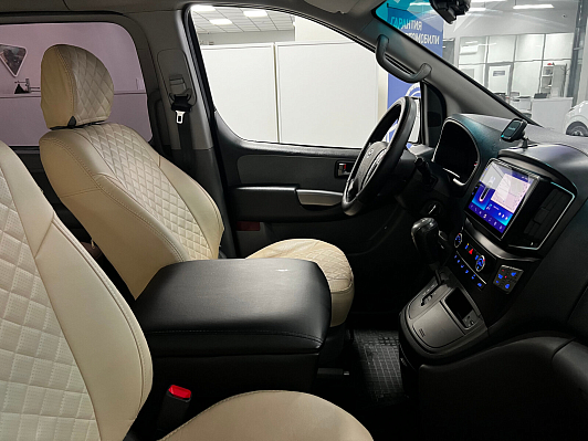 Hyundai H-1 Active, 2018 года, пробег 175000 км