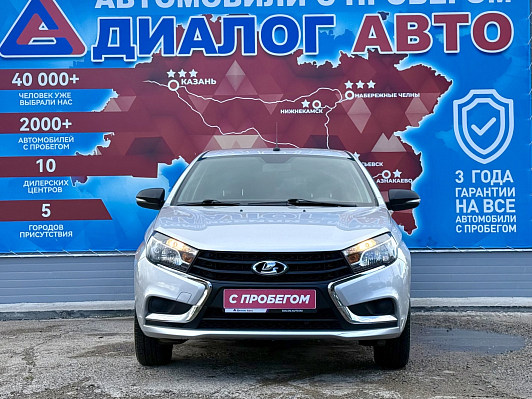 Lada (ВАЗ) Vesta 50 Anniversary, 2017 года, пробег 42800 км