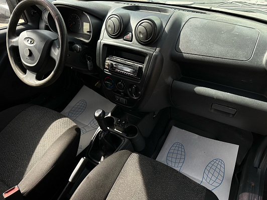 Lada (ВАЗ) Granta, 2013 года, пробег 221000 км