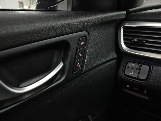 Kia Optima Prestige, 2018 года, пробег 104500 км