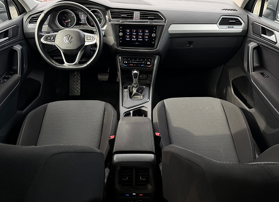 Volkswagen Tiguan Respect Plus, 2021 года, пробег 77800 км