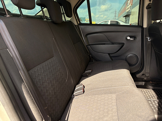 Renault Logan Confort, 2017 года, пробег 117113 км