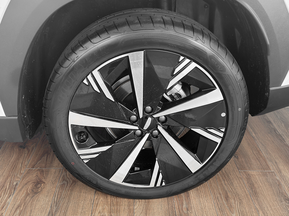 Geely Atlas Люкс, белый