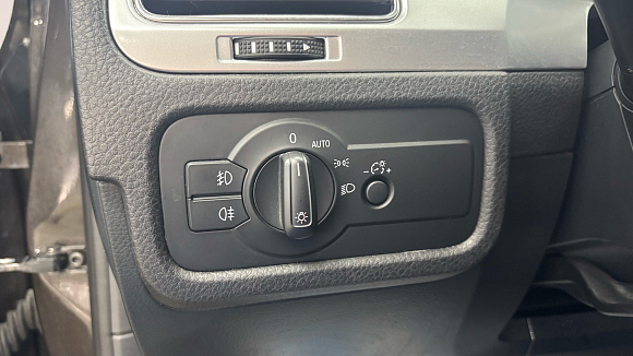 Volkswagen Touareg Business, 2014 года, пробег 192000 км