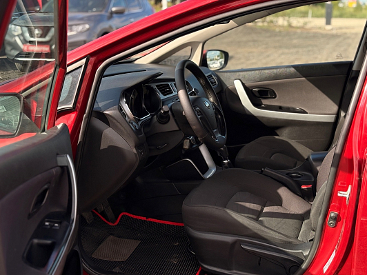 Kia Ceed Comfort, 2013 года, пробег 224036 км