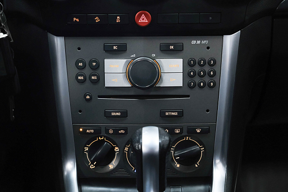Opel Antara Cosmo, 2012 года, пробег 99782 км