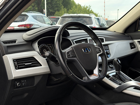 Geely Atlas Luxury, 2020 года, пробег 111800 км