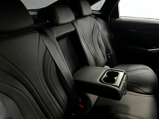 Geely Preface Флагман, 2024 года, пробег 5500 км